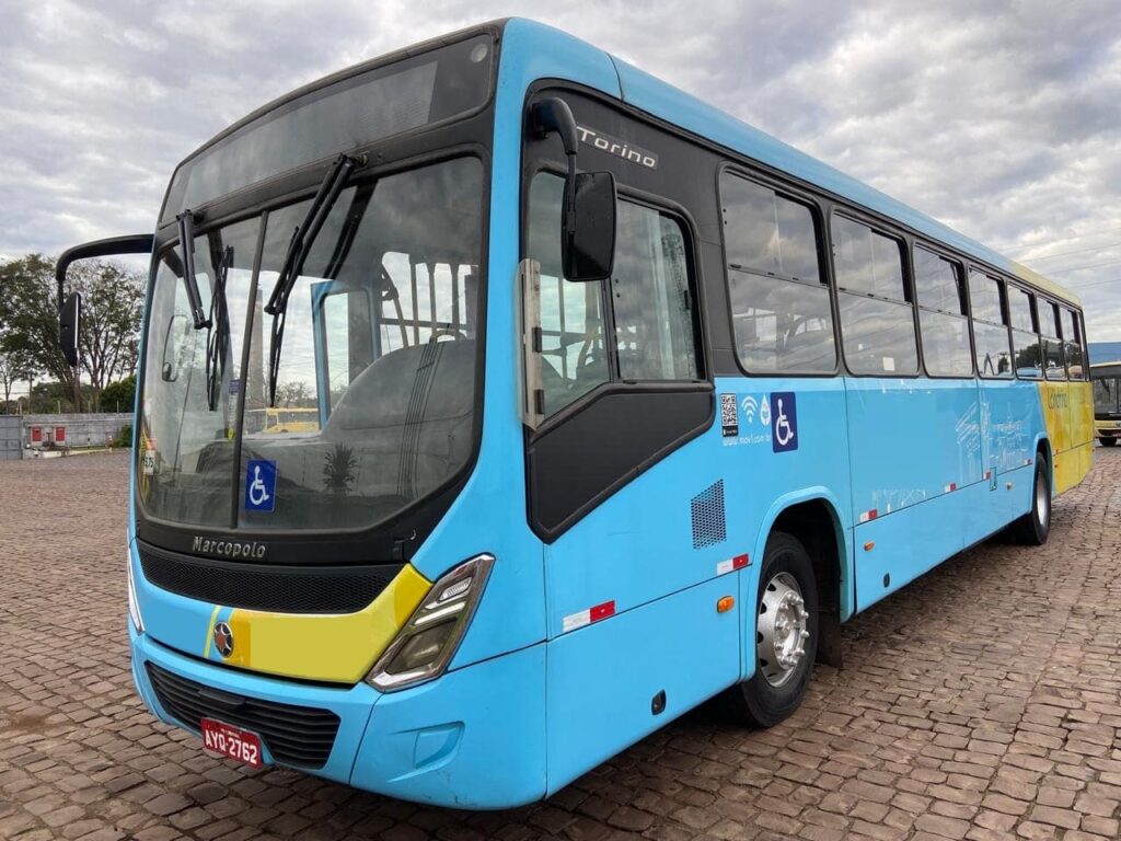 Ônibus executivo Mercedes Benz 42 passageiros Carroceria MARCOPOLO TORINO.